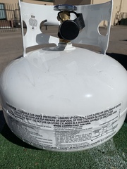 USED 11 lb squat propane tank